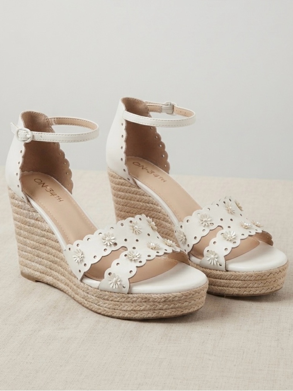 🖤🖤 On 34th Women's Theodoree Espadrille Wedge Sandals
